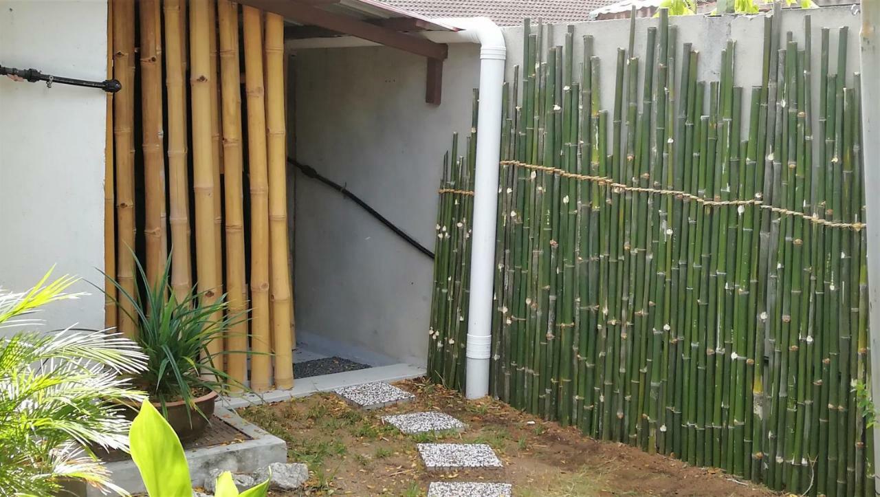 Sabandy House B&B Padang Mat Sirat ภายนอก รูปภาพ