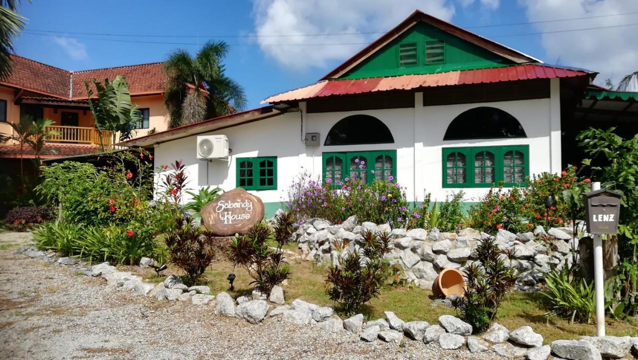 Sabandy House B&B Padang Mat Sirat ภายนอก รูปภาพ